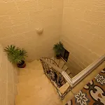 Villa Ta' Rozi 5 Bedrooms, 6 Bathrooms And Private Pool *