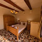Villa Ta' Rozi 5 Bedrooms, 6 Bathrooms And Private Pool