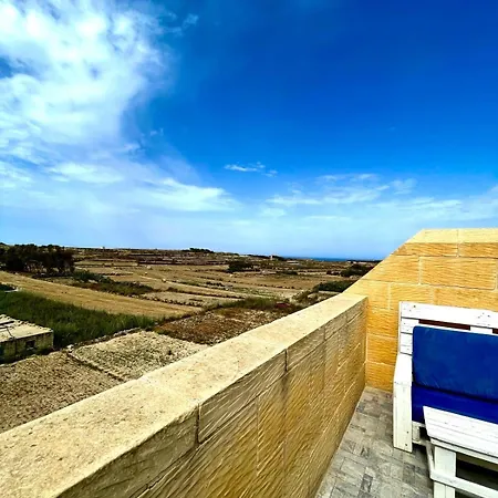 Ta' Rozi * Gharb (Gozo)