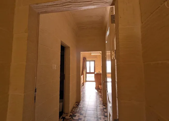 Ta' Rozi 5 Bedrooms, 6 Bathrooms And Private Pool 别墅