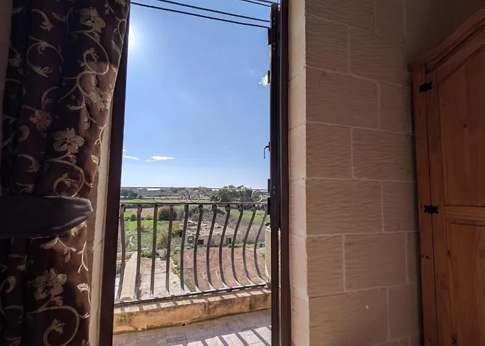 别墅 Ta' Rozi 5 Bedrooms, 6 Bathrooms And Private Pool Għarb